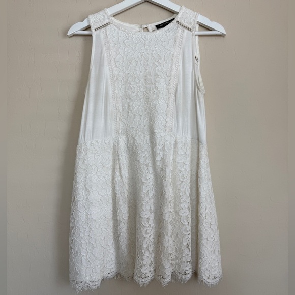 A Pea in the Pod Sleeveless Lace Top Tunic Ivory Maternity - Picture 1 of 7